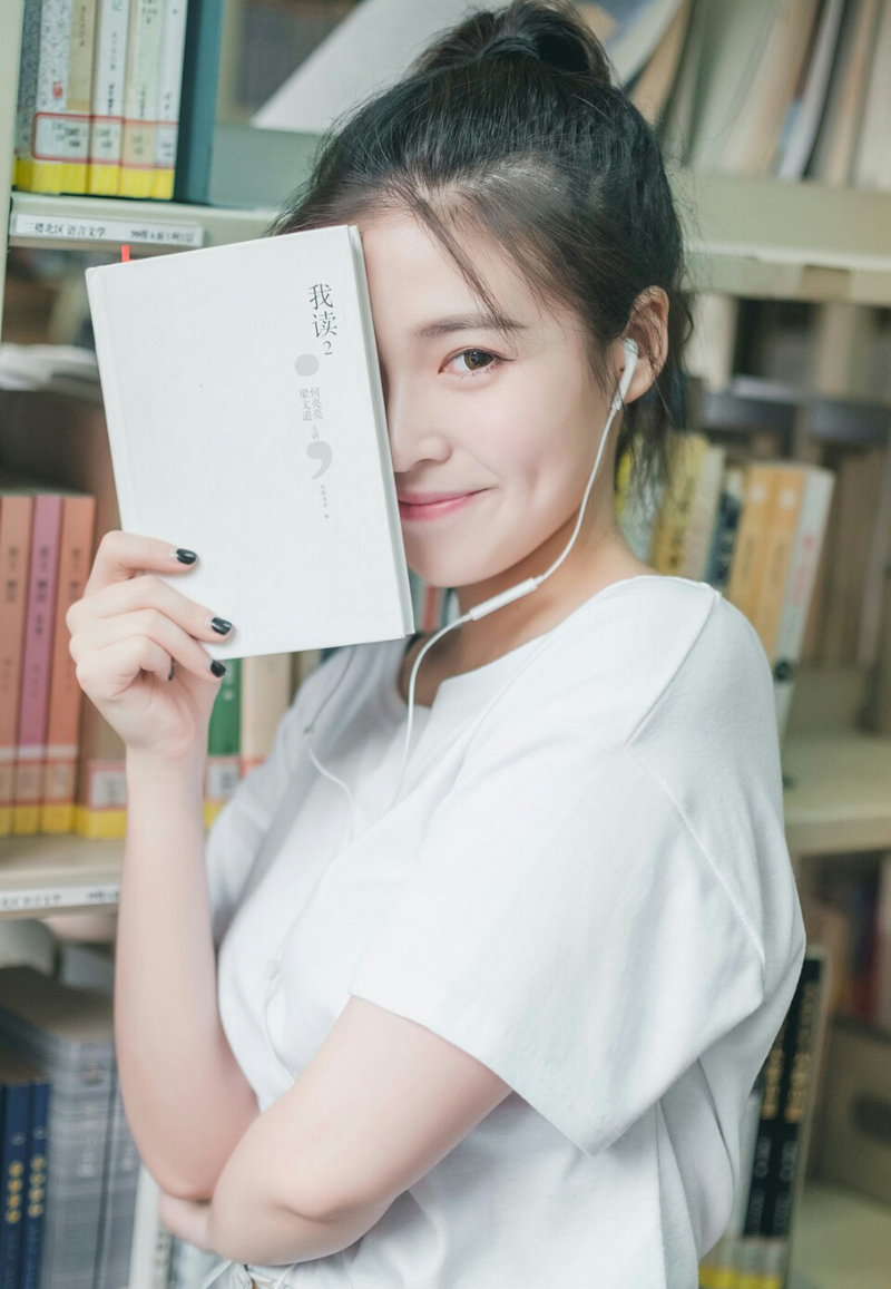 “吼~”